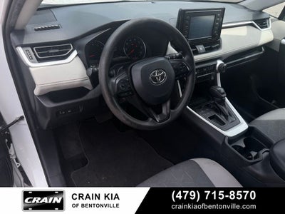 2021 Toyota RAV4 XLE - CLEAN CARFAX HISTORY