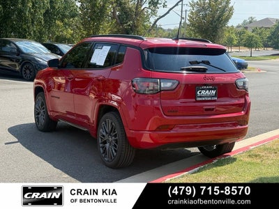2024 Jeep Compass Limited - 4WD / PANORAMIC SUNROOF / CLEAN CARFAX