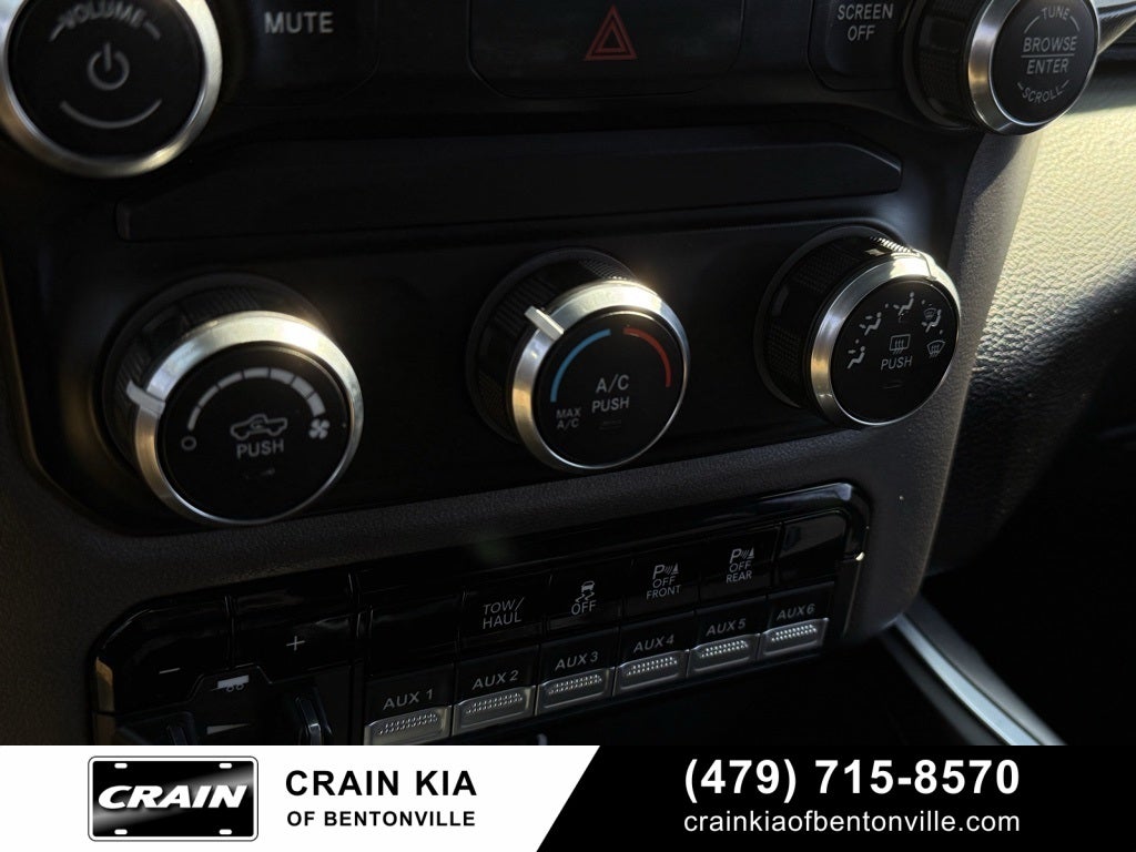 2021 RAM 2500 Big Horn - 4WD / LIFTED! / CLEAN CARFAX