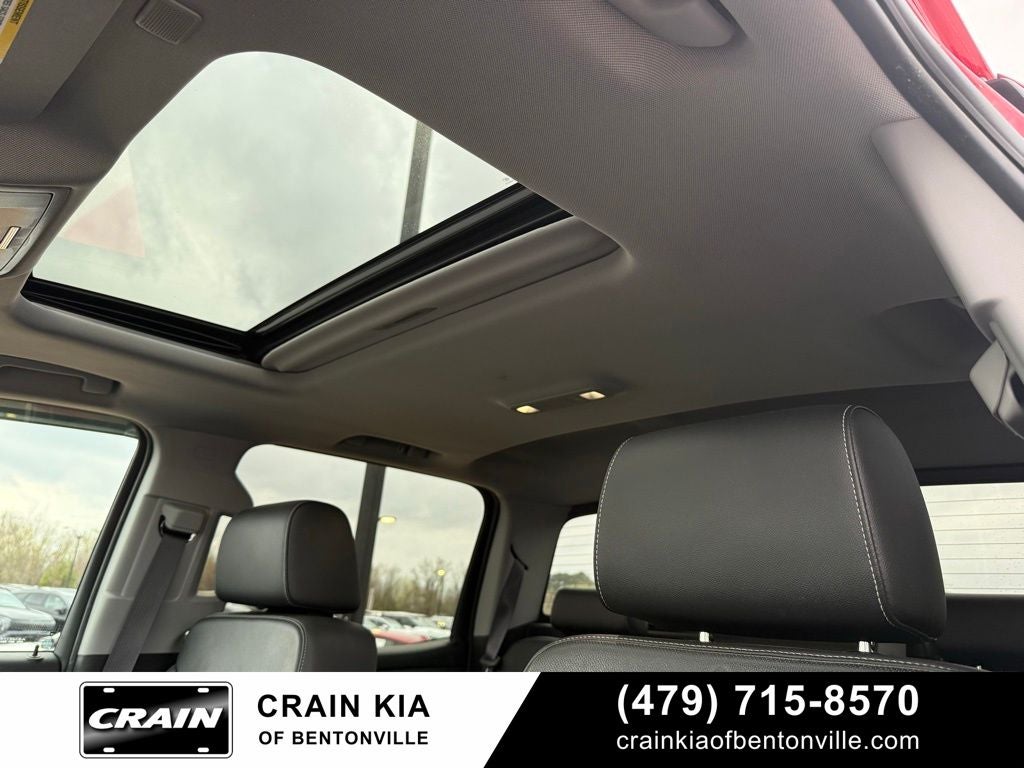 2017 GMC Sierra 1500 SLT - 4WD / SUNROOF / CLEAN CARFAX / ONE OWNER