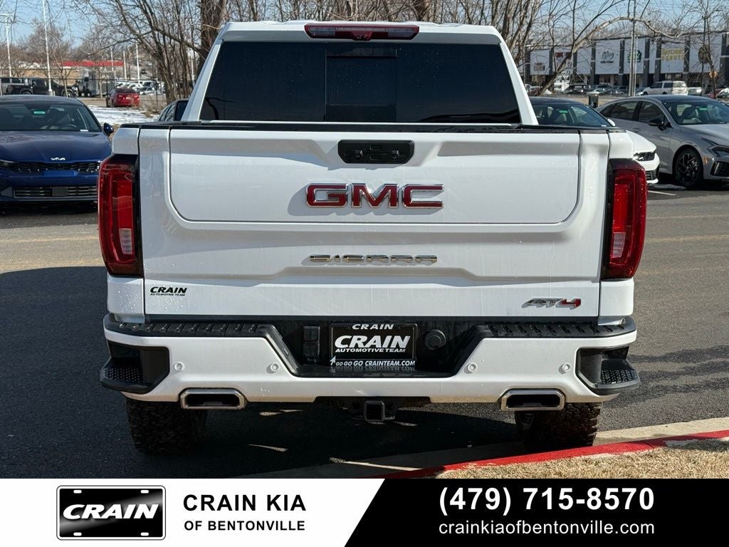 2023 GMC Sierra 1500 AT4 - 4WD / CLEAN CARFAX