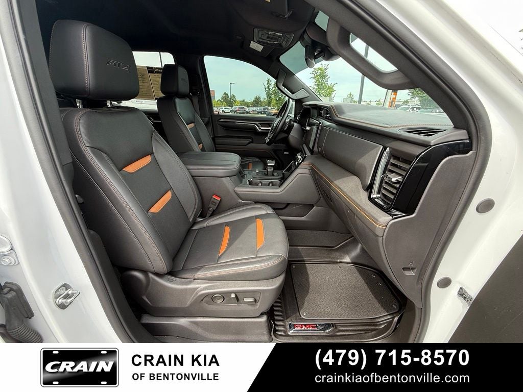 2024 GMC Sierra 1500 AT4 - 4WD / CLEAN CARFAX / ONE OWNER
