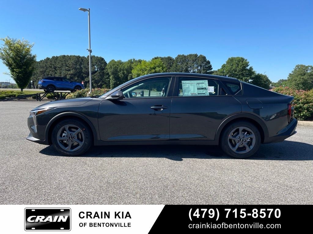 2026 Kia K4 LXS
