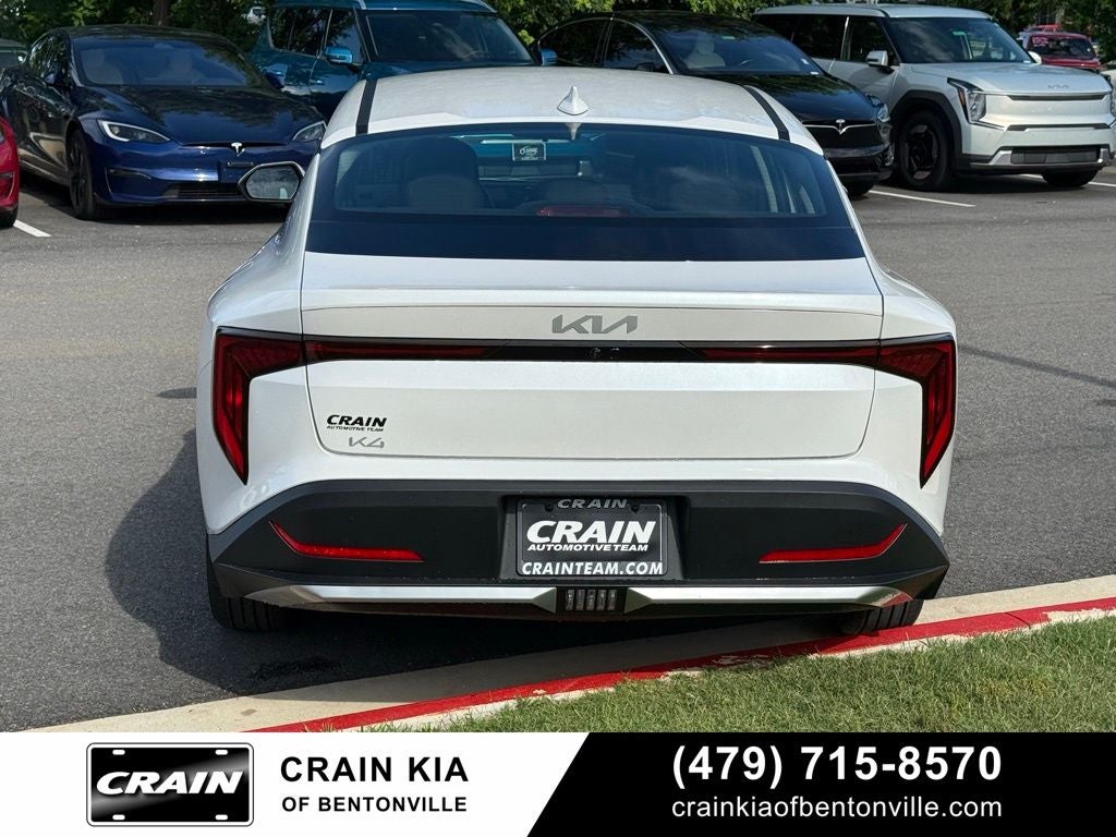 2026 Kia K4 LXS