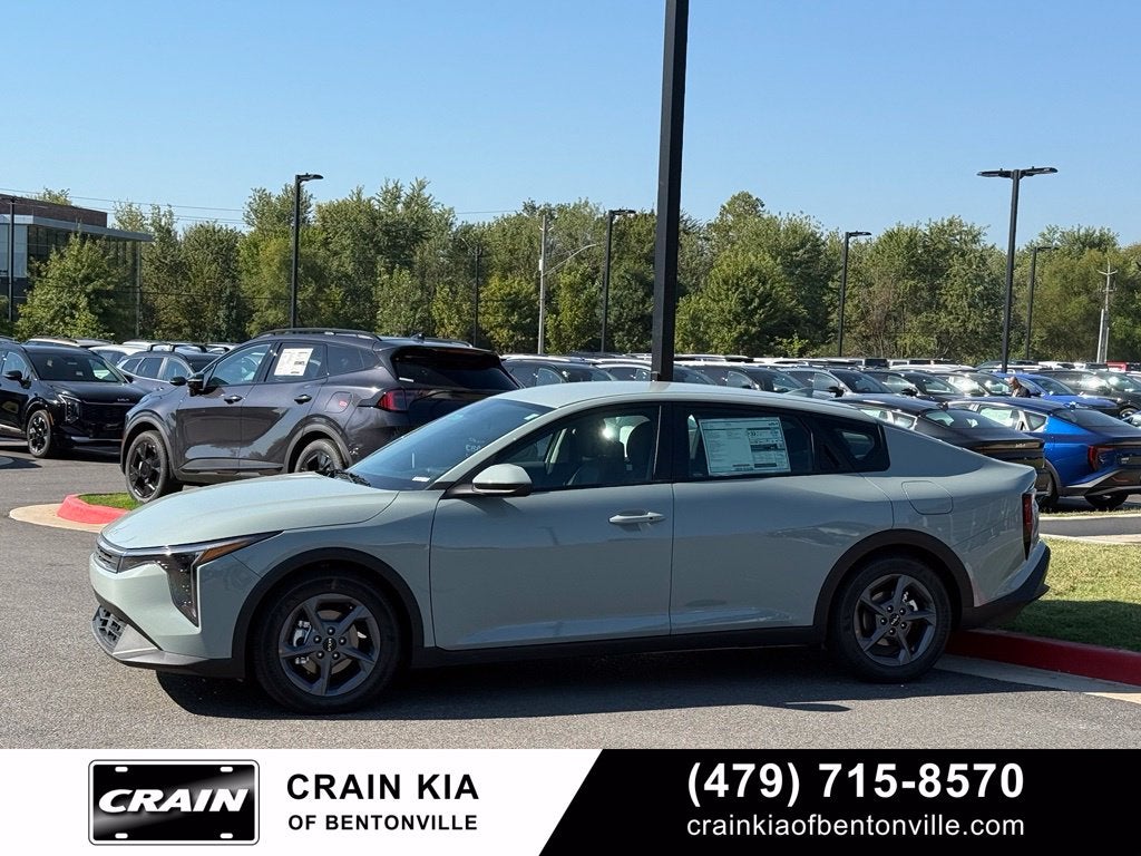 2026 Kia K4 LXS