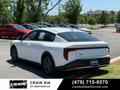 2026 Kia K4 LXS