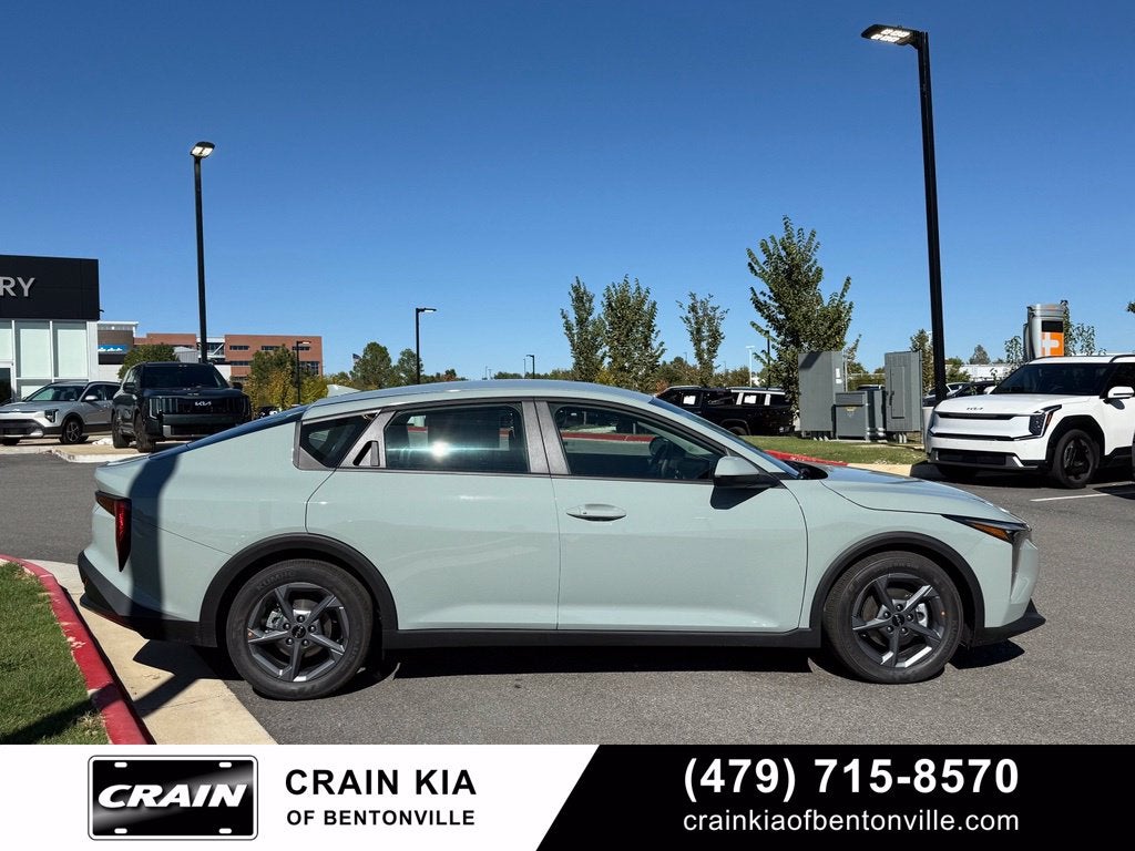 2027 Kia K4 LXS
