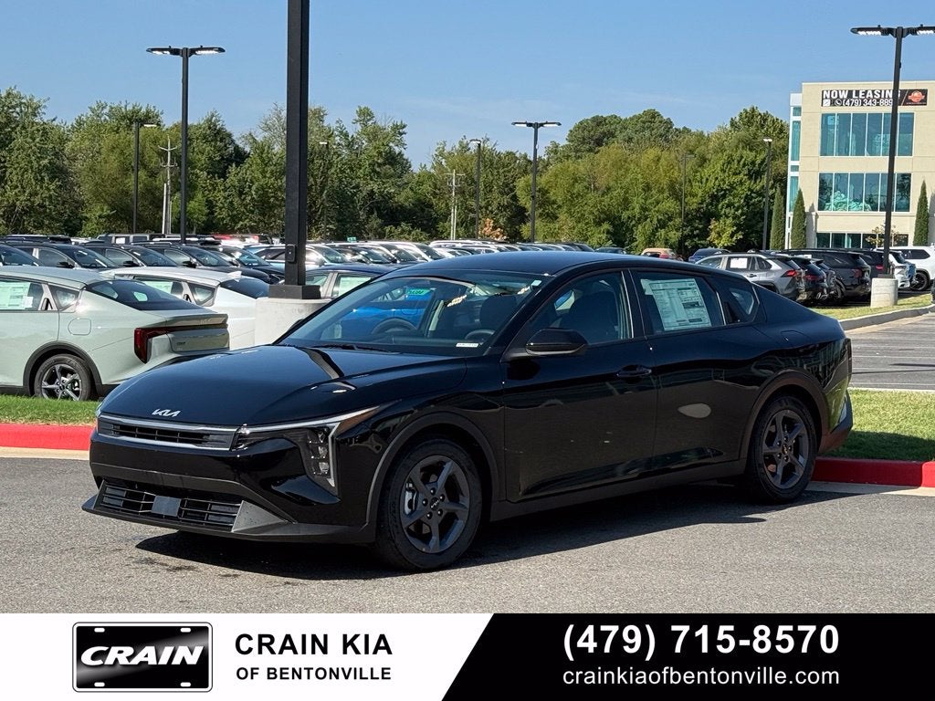2026 Kia K4 LXS