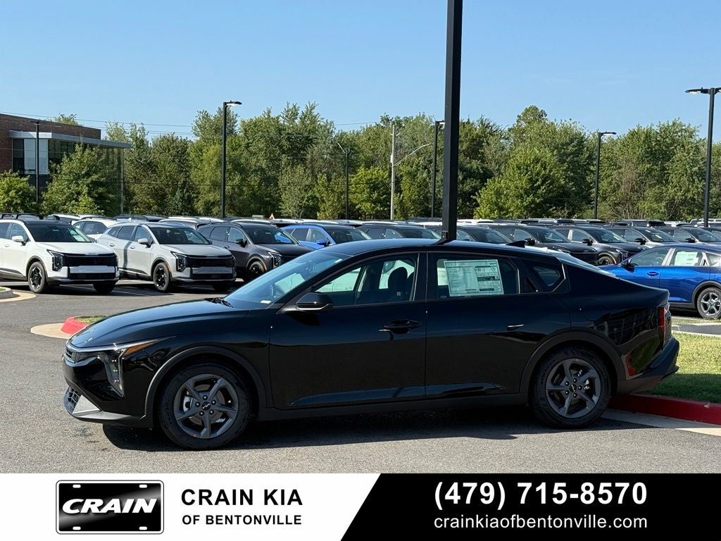 2026 Kia K4 LXS