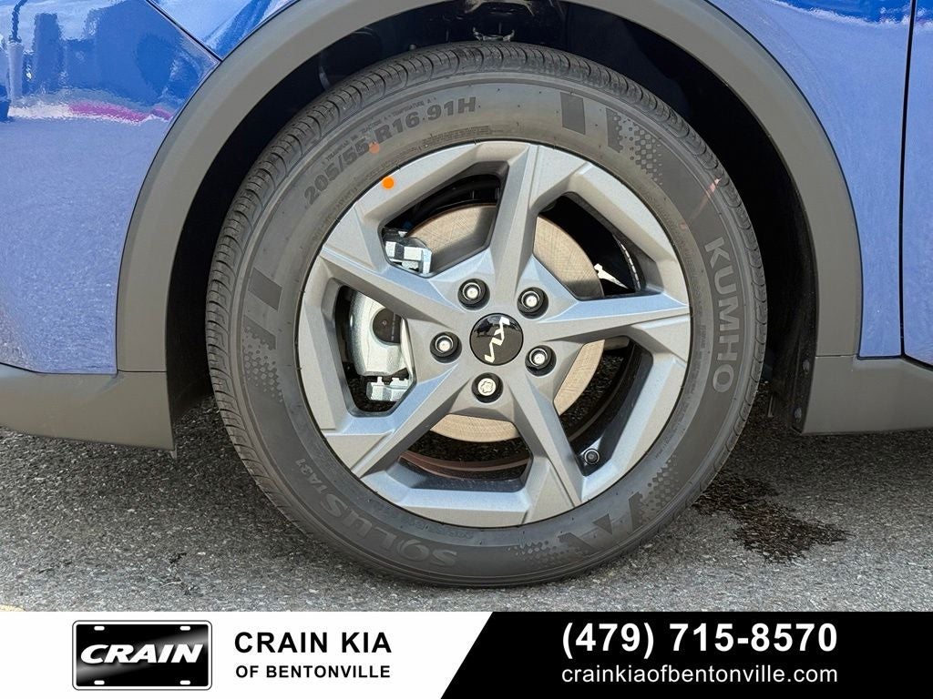 2026 Kia K4 LXS