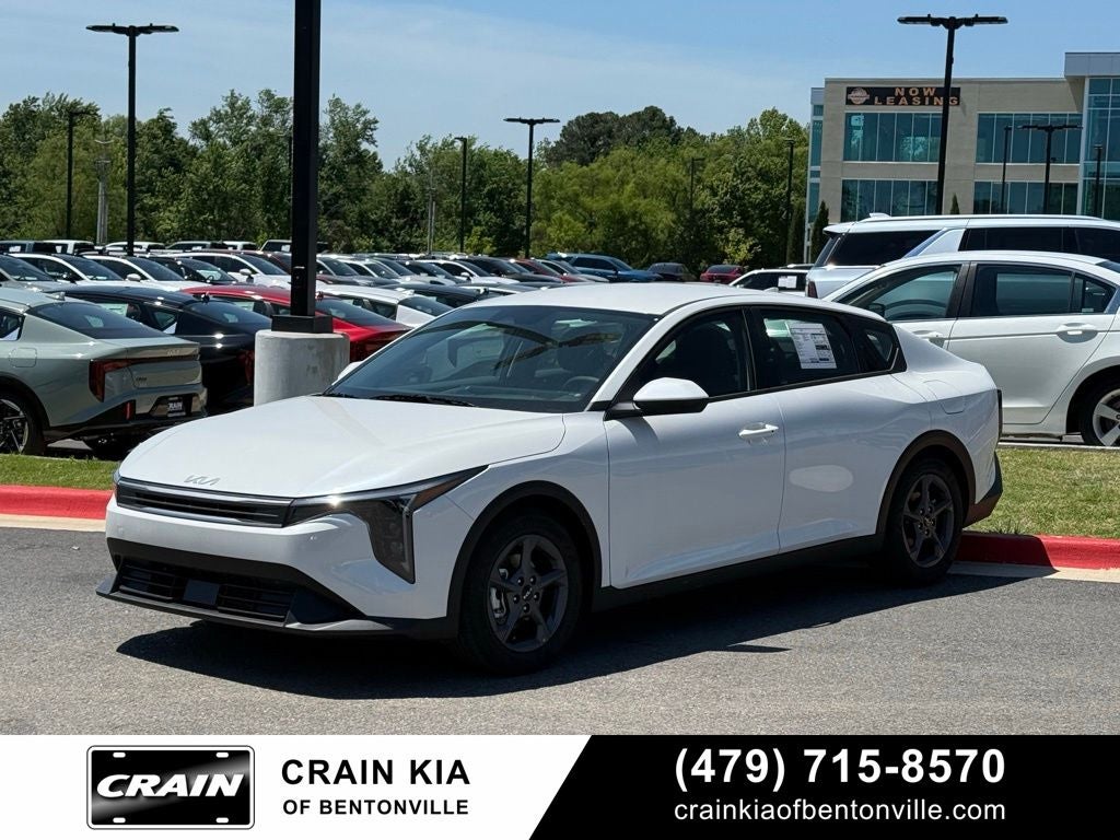 2026 Kia K4 LXS