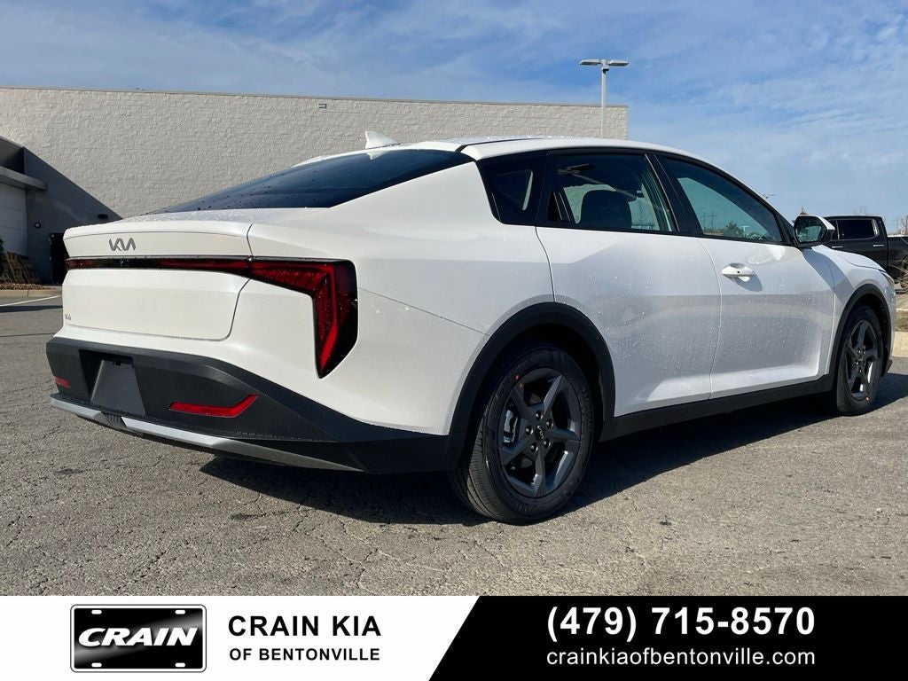 2026 Kia K4 LXS