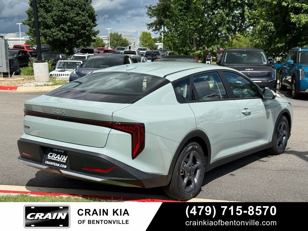 2026 Kia K4 LXS