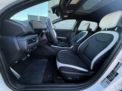 2026 Kia K4 GT-Line Turbo - HATCHBACK!