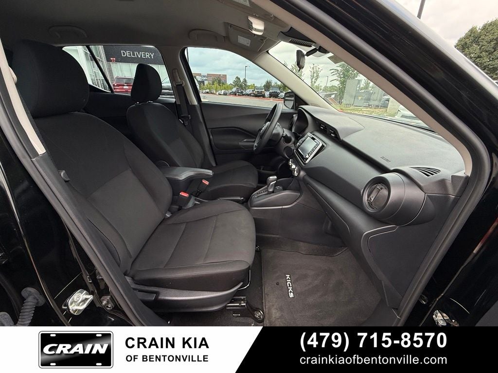 2024 Nissan Kicks S - CLEAN CARFAX / ONE OWNER