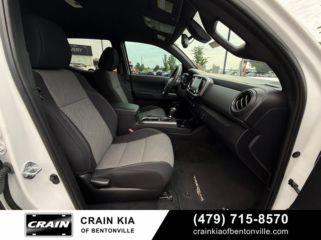 2023 Toyota Tacoma TRD Sport V6 - CLEAN CARFAX