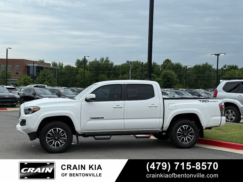 2023 Toyota Tacoma TRD Sport V6 - CLEAN CARFAX
