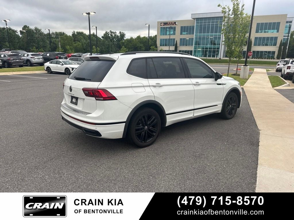 2022 Volkswagen Tiguan 2.0T SE R-Line Black - SUNROOF