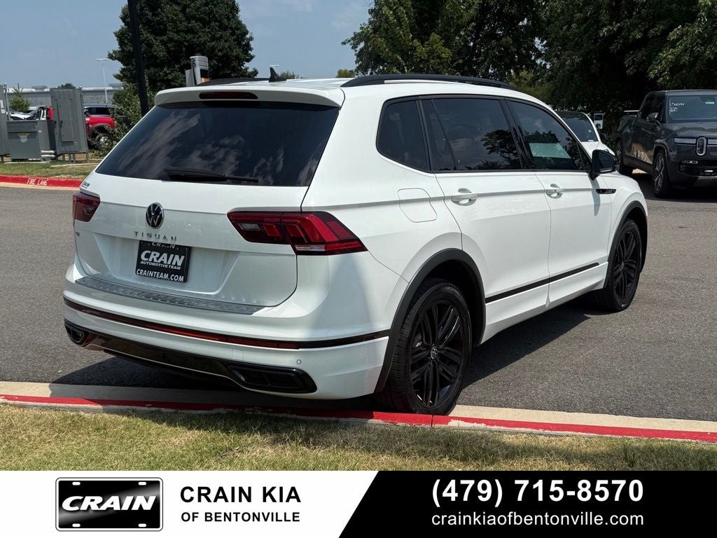2022 Volkswagen Tiguan 2.0T SE R-Line Black - SUNROOF