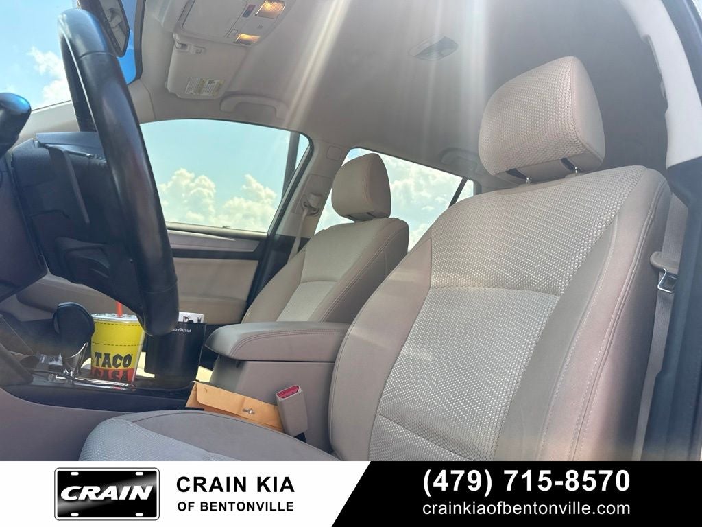 2016 Subaru Outback 2.5i Premium - AWD / CLEAN CARFAX