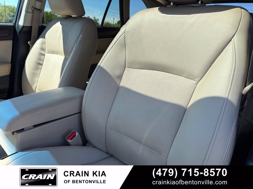2016 Subaru Outback 2.5i Limited - AWD / SUNROOF / CLEAN CARFAX