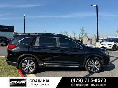 2022 Subaru Ascent Limited - AWD / PANORAMIC SUNROOF / CARFAX ONE OWNER