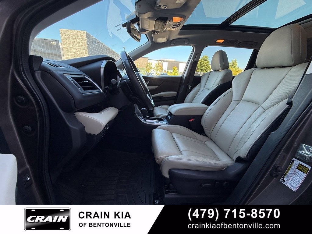 2021 Subaru Ascent Limited - AWD / PANORAMIC SUNROOF / CLEAN CARFAX