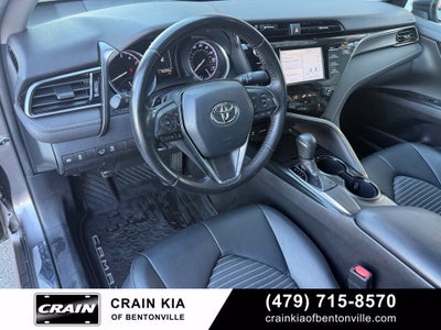 2019 Toyota Camry SE - SUNROOF / CLEAN CARFAX