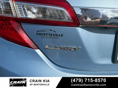 2013 Toyota Camry Hybrid XLE - SUNROOF