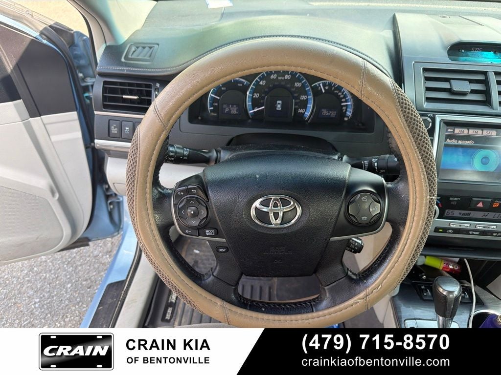 2013 Toyota Camry Hybrid XLE - SUNROOF