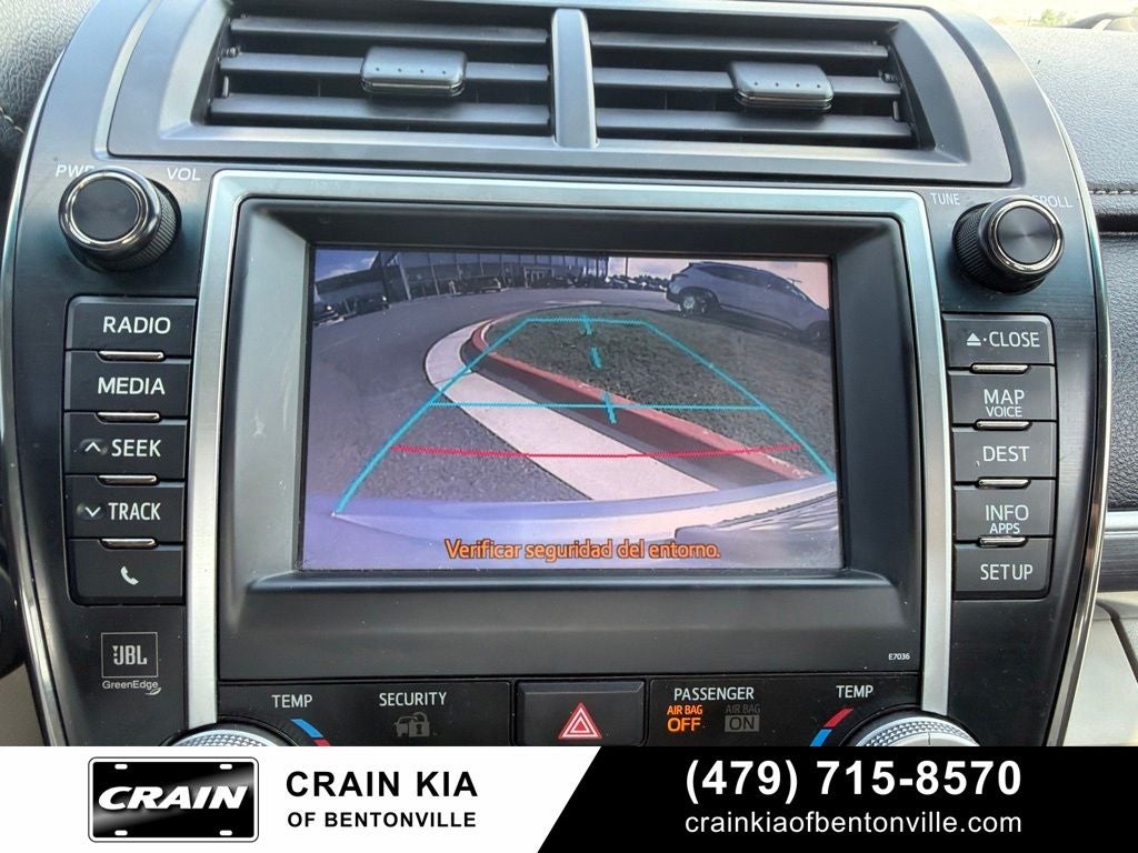 2013 Toyota Camry Hybrid XLE - SUNROOF