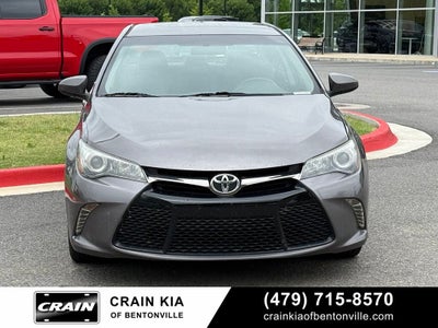 2017 Toyota Camry SE