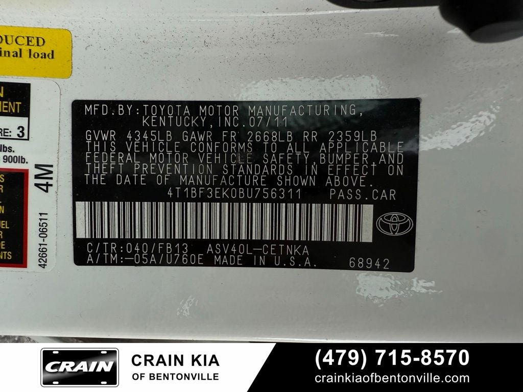 2011 Toyota Camry LE - LEATHER