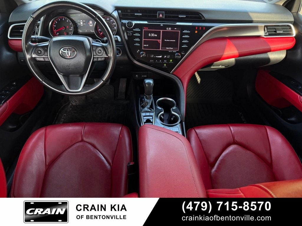 2018 Toyota Camry XSE V6 - PANORAMIC SUNROOF