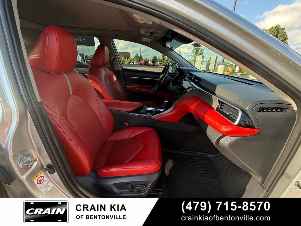 2018 Toyota Camry XSE V6 - PANORAMIC SUNROOF
