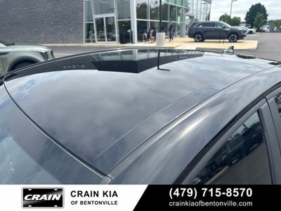 2025 Toyota Camry LE - CLEAN CARFAX / ONE OWNER