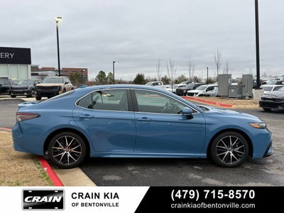 2024 Toyota Camry SE - CARFAX ONE OWNER