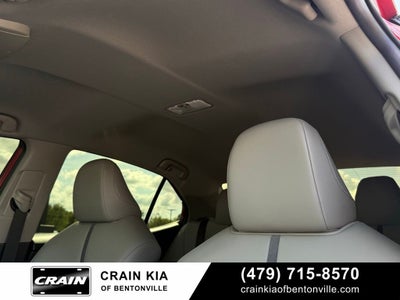 2022 Toyota Camry SE - CLEAN CARFAX / ONE OWNER