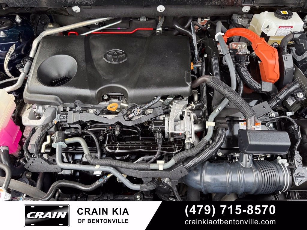 2021 Toyota RAV4 Hybrid XSE - AWD / CLEAN CARFAX / SUNROOF