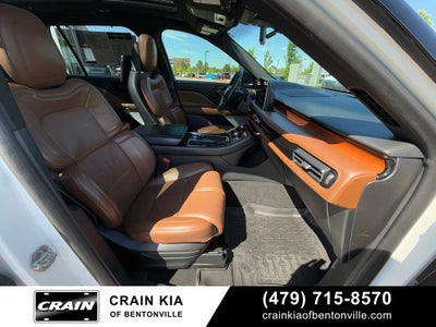 2020 Lincoln Aviator Grand Touring - AWD / PANORAMIC SUNROOF / DVD / 302A