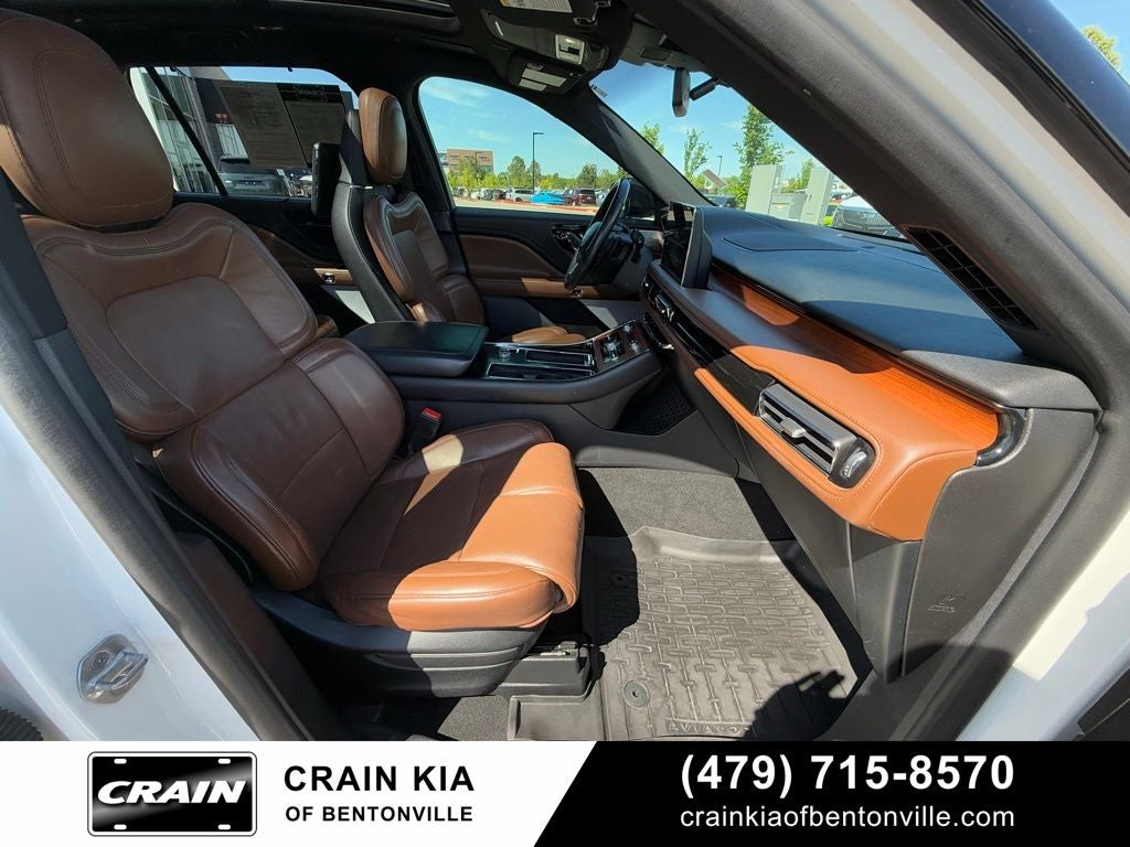 2020 Lincoln Aviator Grand Touring - AWD / PANORAMIC SUNROOF / DVD / 302A