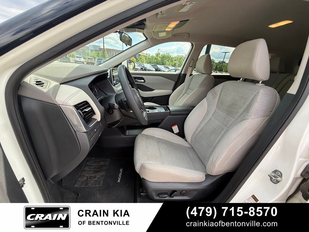 2021 Nissan Rogue SV - CARFAX ONE OWNER