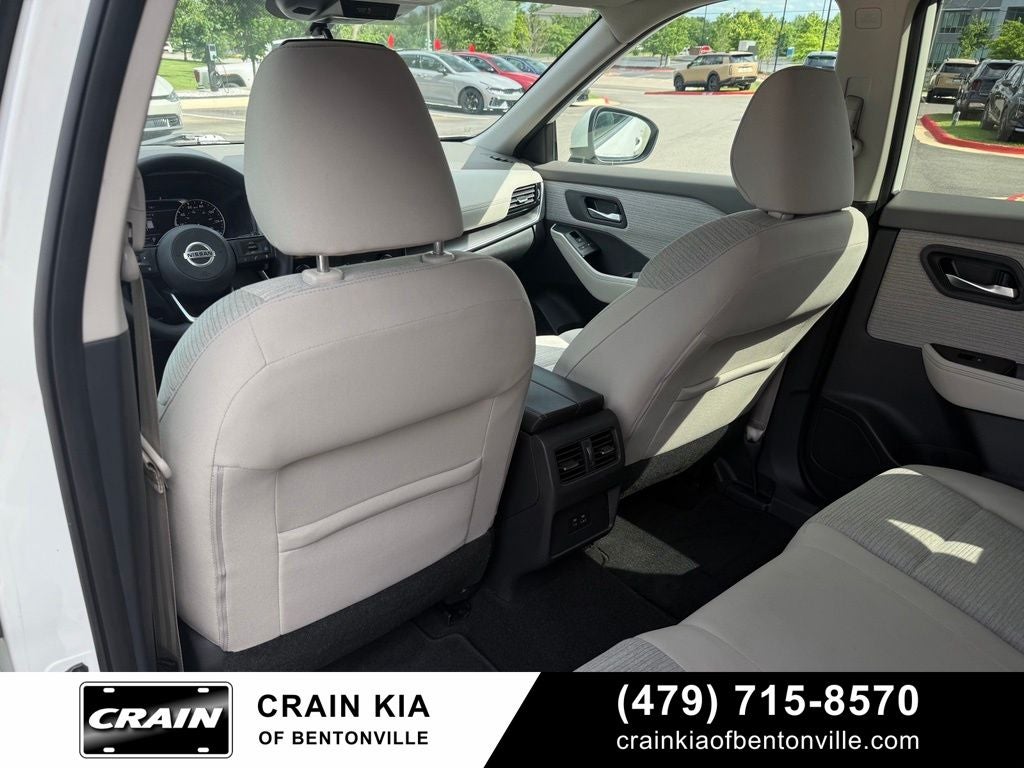 2021 Nissan Rogue SV - CARFAX ONE OWNER