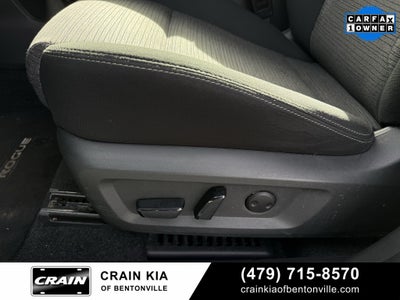 2023 Nissan Rogue SV - CLEAN CARFAX / ONE OWNER