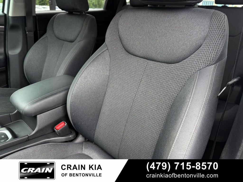 2020 Hyundai Santa Fe SE - CLEAN CARFAX / ONE OWNER