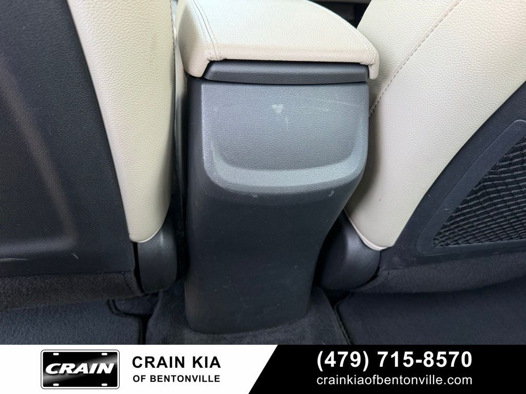 2020 Hyundai Elantra Limited - SUNROOF / CLEAN CARFAX