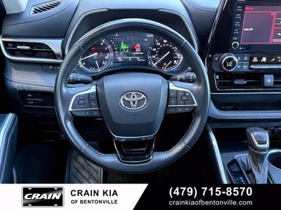 2021 Toyota Highlander XLE - SUNROOF