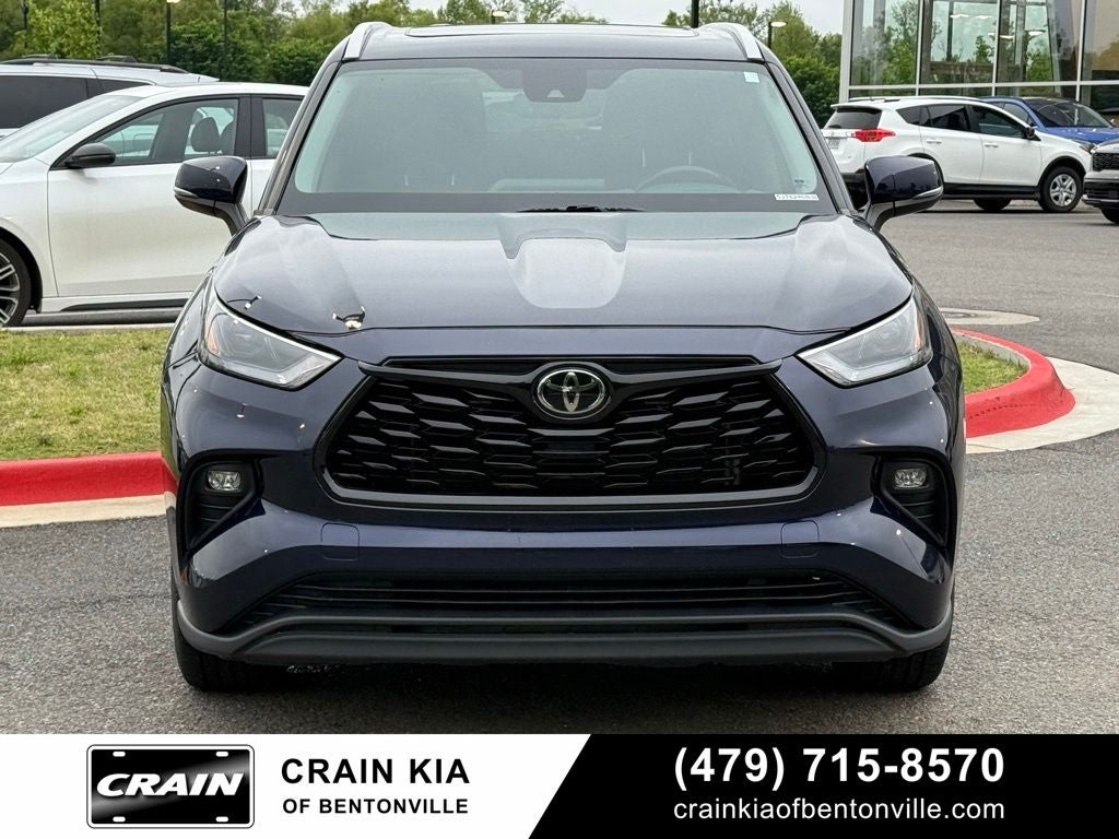 2023 Toyota Highlander XLE - AWD / SUNROOF