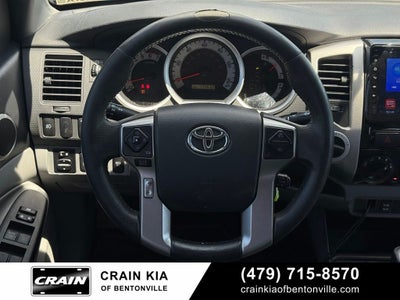 2014 Toyota Tacoma Base V6 - 4WD / CLEAN CARFAX HISTORY