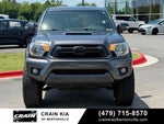 2014 Toyota Tacoma Base V6 - 4WD / CLEAN CARFAX HISTORY